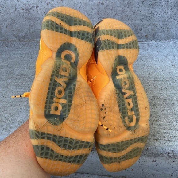 Adidas DON issue 2 crayons 🖍 yellow GS Size 5.5 - Picture 12 of 13